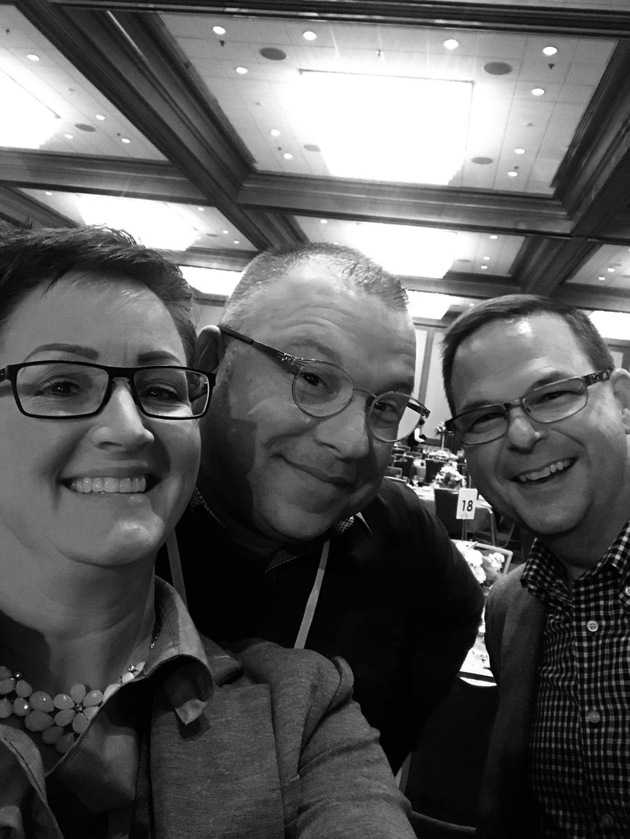 troyer_paige's tweet photo. SCMM2019 with great HR Leaders! 🧡 #whereiskelly @Mcgalec99 #hrcrossover #hrrocks #funatwork @eschoenTHD @Travis0703 https://t.co/RjTVO9PlR2
