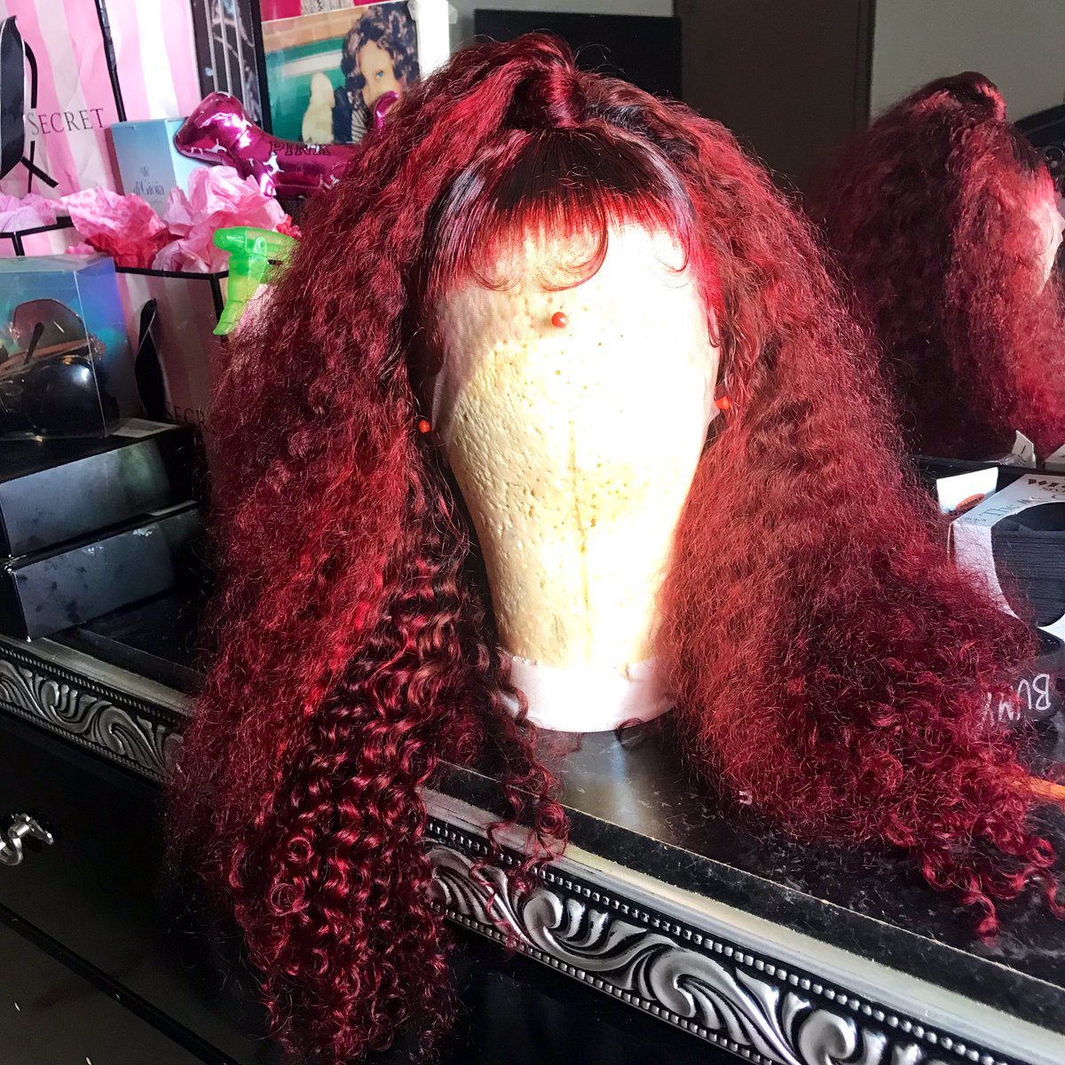 Still_Prettyyyy's tweet photo. #dazziediddat #stillprettyyy #batonrougestylist #batonrougewigmaker #brwigs #brsewins #wigsforsale #closureunits #frontalunits #frontalwigs #closurewigs #sewins #wandcurls #leaveoutsewins #customcolor #bleached #braids #curlsforthegirls #batonrougesewins #minghairadventures https://t.co/2MPgWhZo12