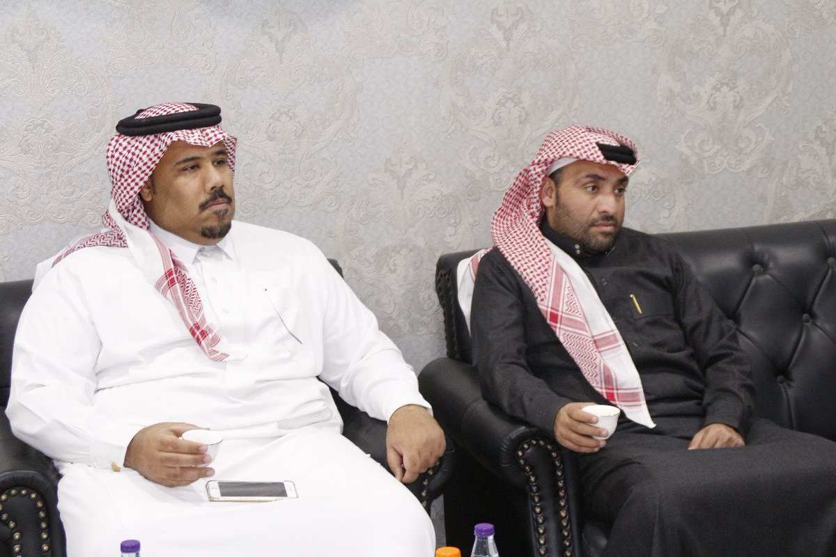 اجتماعنا  بمقر صحيفة الاحساء نيوز
لقاء مشترك بين فريق عمل مجموعه#احسائنا_الاعلامية
 وفريق عمل لجنة تسويق هوية الاحساء بالغرفة التجارية للأتفاق على الية لشراكة مجتمعية بما يخدم احسائنا الجميلة