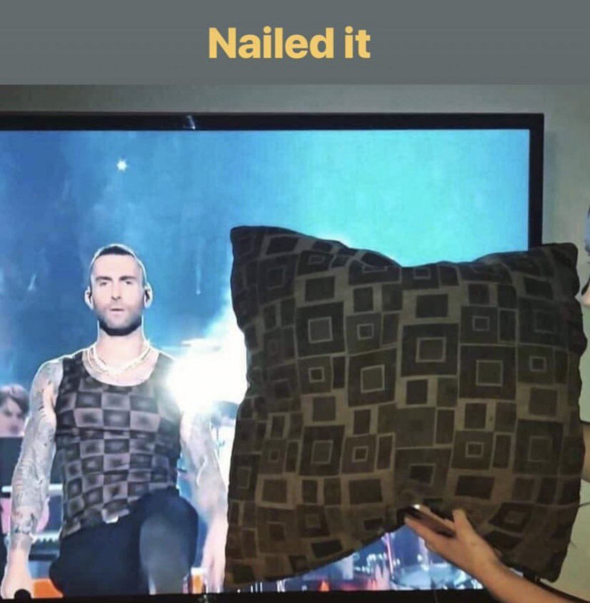 kathysmithtv's tweet photo. A new matching pillow-tank top collection from Adam Levinie coming to stores soon! 😂😂
#notreally #HalftimeShow2019 #SuperBowl #Maroon5 https://t.co/UtOBLpR3P4