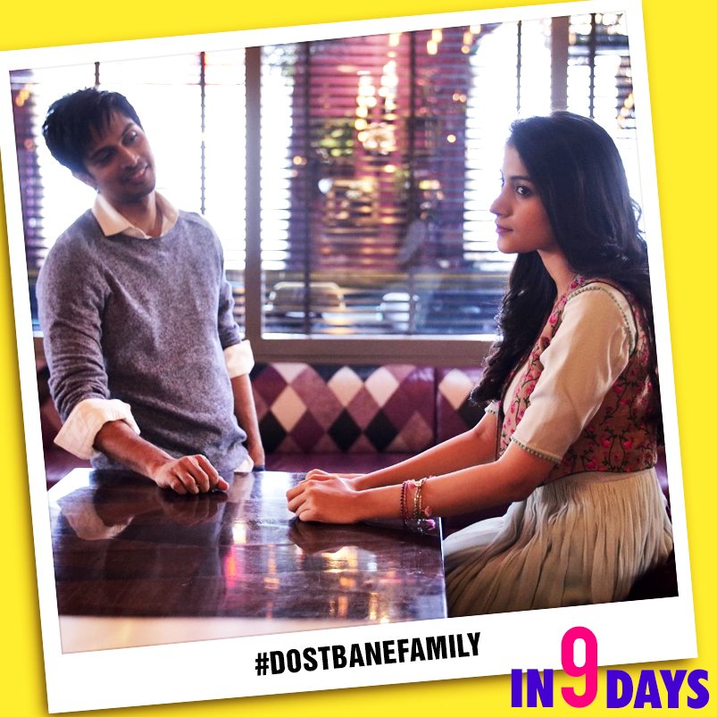 tusharpandeyx's tweet photo. Jab koi aisa mile jo socche sabse alag, nazariya uska ekdum kadak! Jitni main uski baat karun, utni kam. Miliye one and only Manjari se.
#DostBaneFamily in 9 Days

@theanshumanm @pritkamani @simransharrma @rajshri @Humchaarfilm https://t.co/4sPnXP3YWO