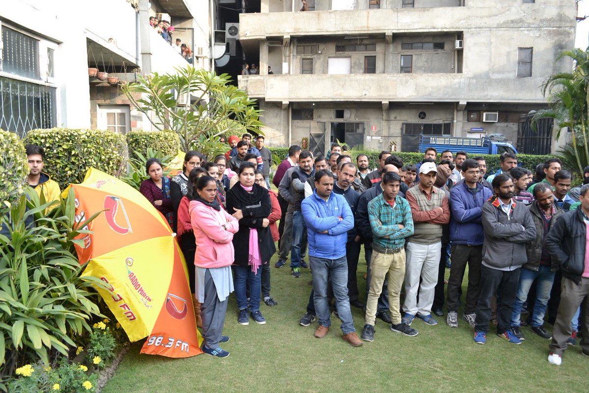 Dukefashions's tweet image. #WednesdayWisdom  Duke Organised Cancer Awareness Skit.

#ParivartanSankalpSamavesh #MainSeHum