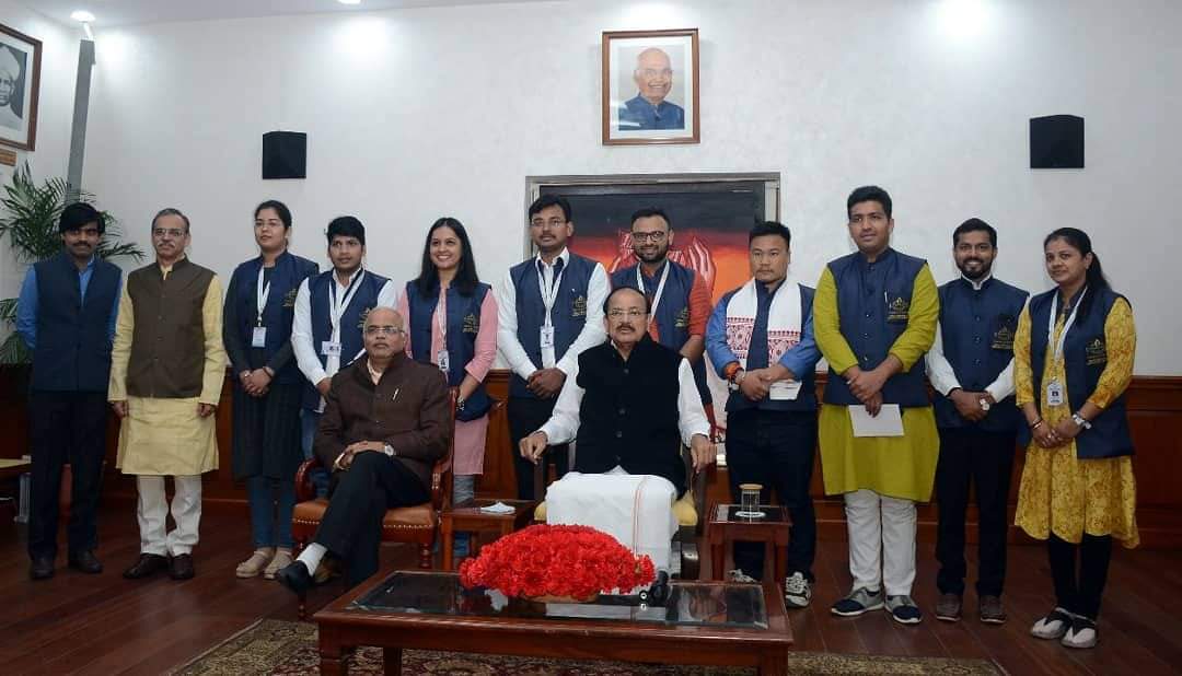 vivekanandg's tweet image. @iidlpgp students interaction wid Hon.Venkaiah Naidu @VPSecretariat.1 yr residential program at @RMPONWEB #Uttan building future youth leaders. @vinay1011 @DEVenDrapai @BhatkhalkarA @jitengajaria @amritabhinder @AdvaitaKala @alok_bhatt
 #ReformPerformTransform #YouthTowardsChange
