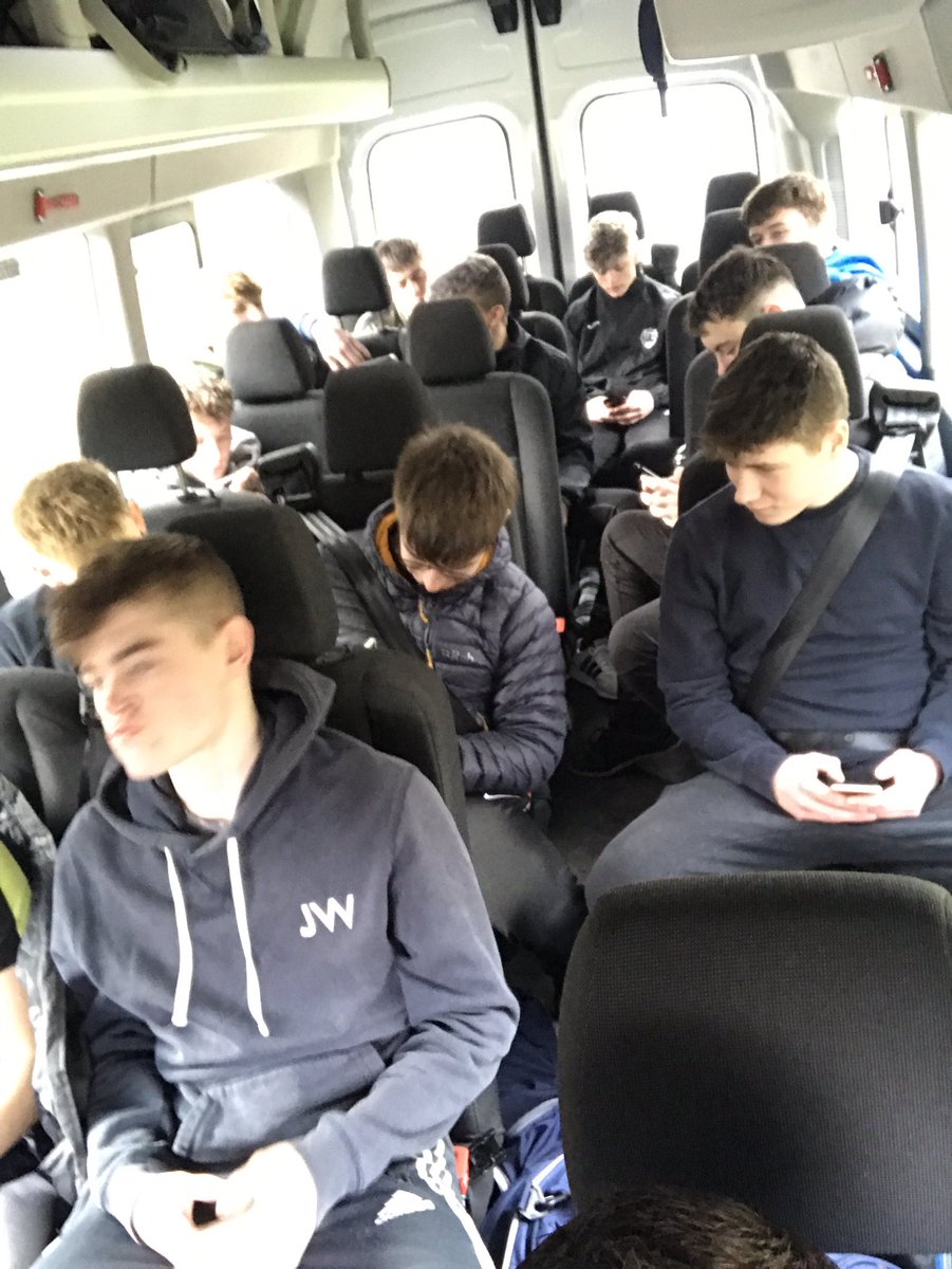 chwaraeonCMD's tweet photo. Game day....32 dwytha yng nghwpan Colegau Prydain #goCMD #bluesquaresarmy #cyfleuoedd https://t.co/NNPSPuxv7a