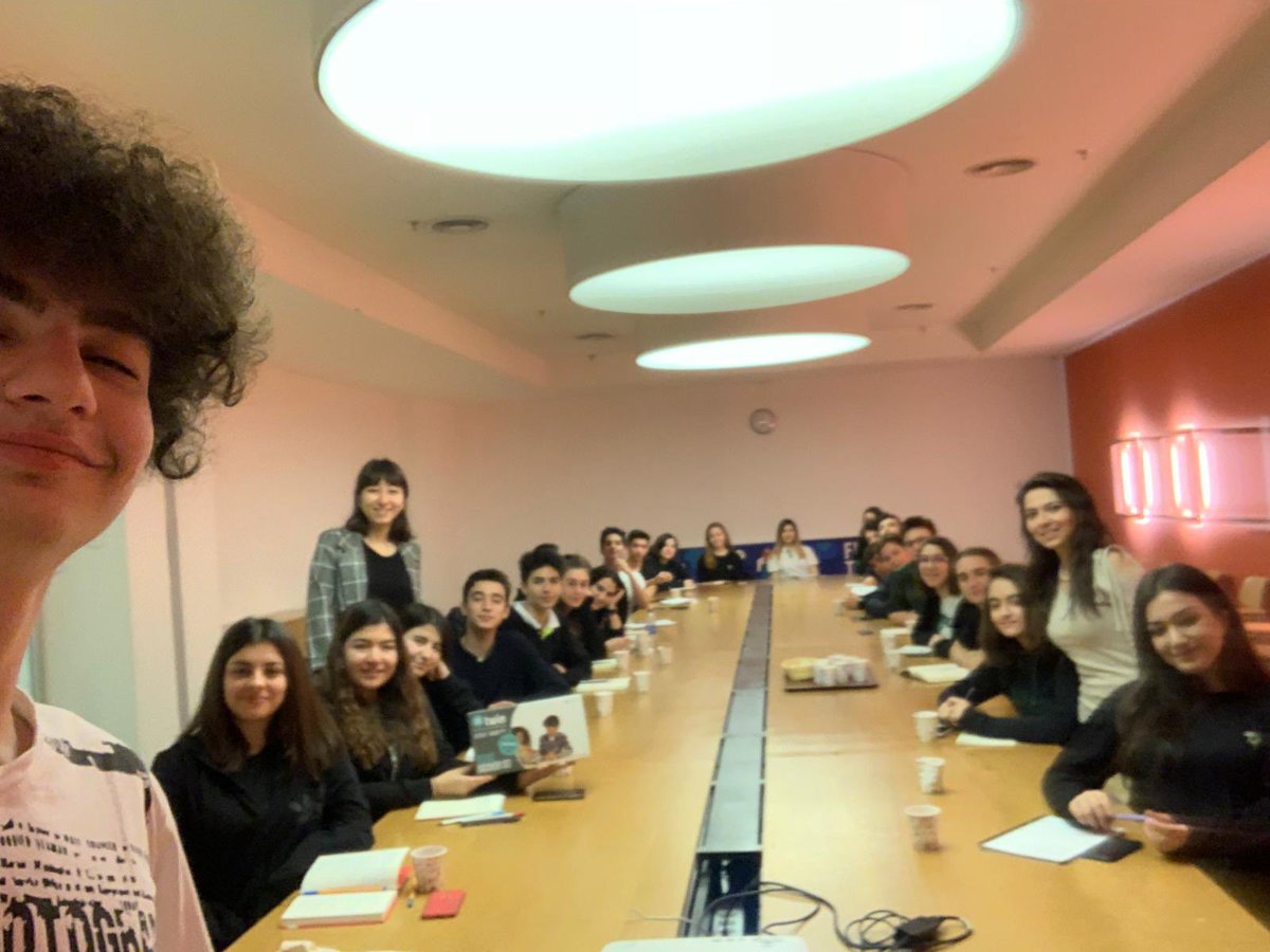 BetulErok's tweet photo. Meclis Başkanlarımız sosyal sorumluluk projelerine @YGAorgtr nın Anadolu'ya Bilim Göçü projesine destek vererek devam ediyor. Öğrencilerimiz, bilimi ve teknolojiyi ihtiyaç sahibi çocuklarla buluşturmaya hazırlanıyor. Duyarlı ve vicdanlı bir nesil yetişiyor! @AliRizaLule @SanemBH https://t.co/GgHykul01G