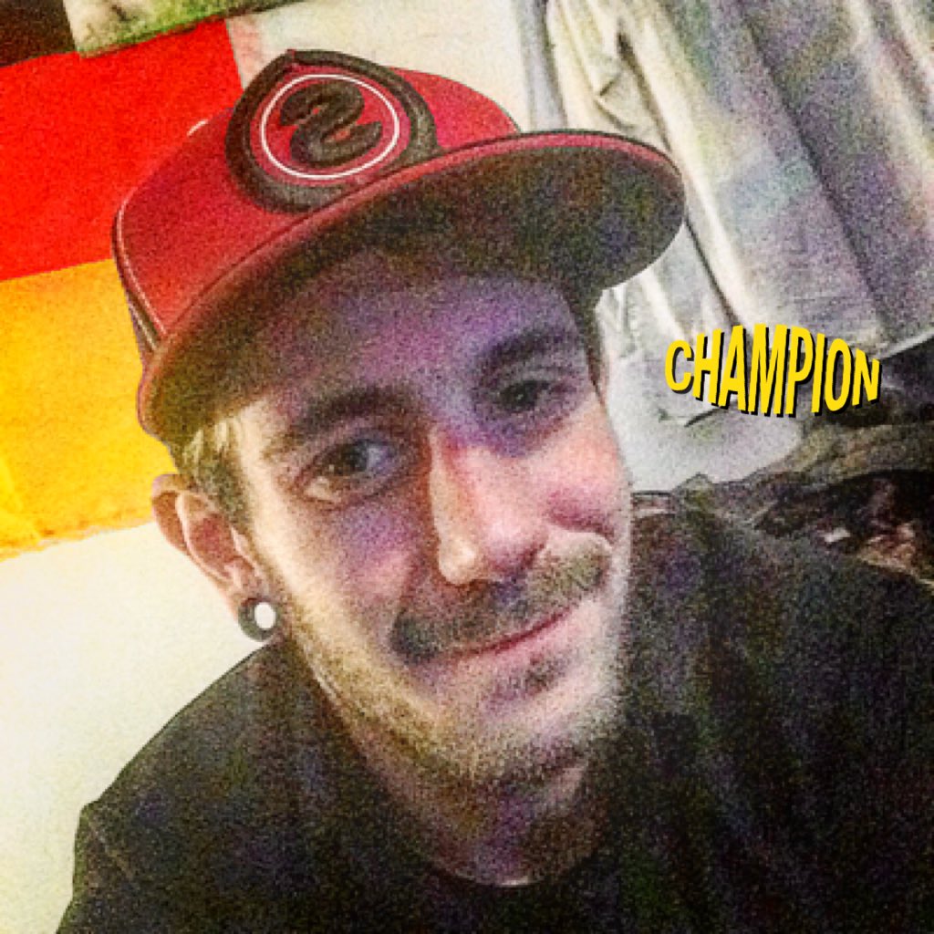 AntesAlex tweet picture