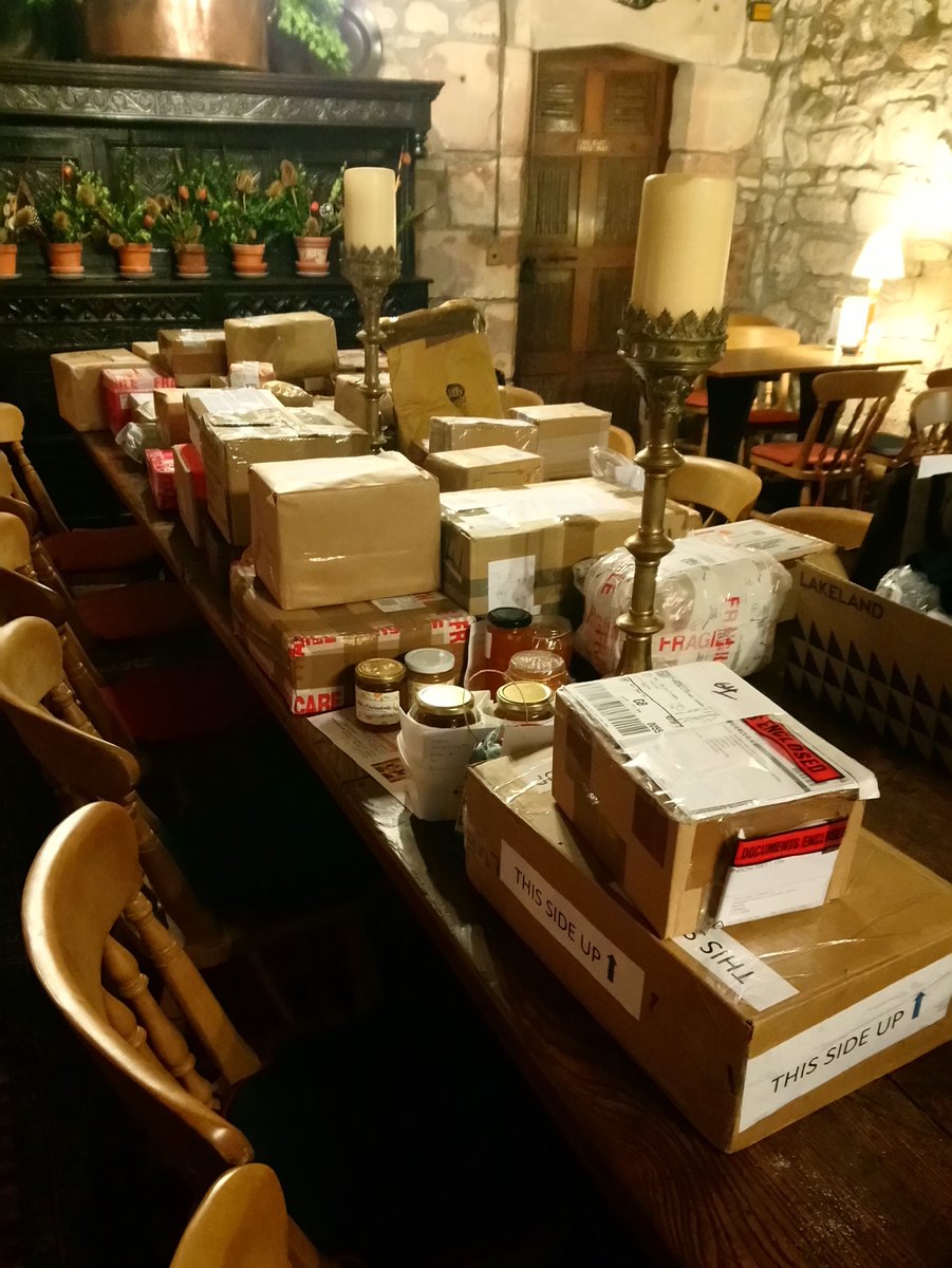 Our lovely visitors are sharing the Tearoom with lots of marmalade parcels at the moment! Don't worry, there is still lots of room, and once you've dropped your precious jars off you can celebrate with one of our famous scones 🍊☕🍓