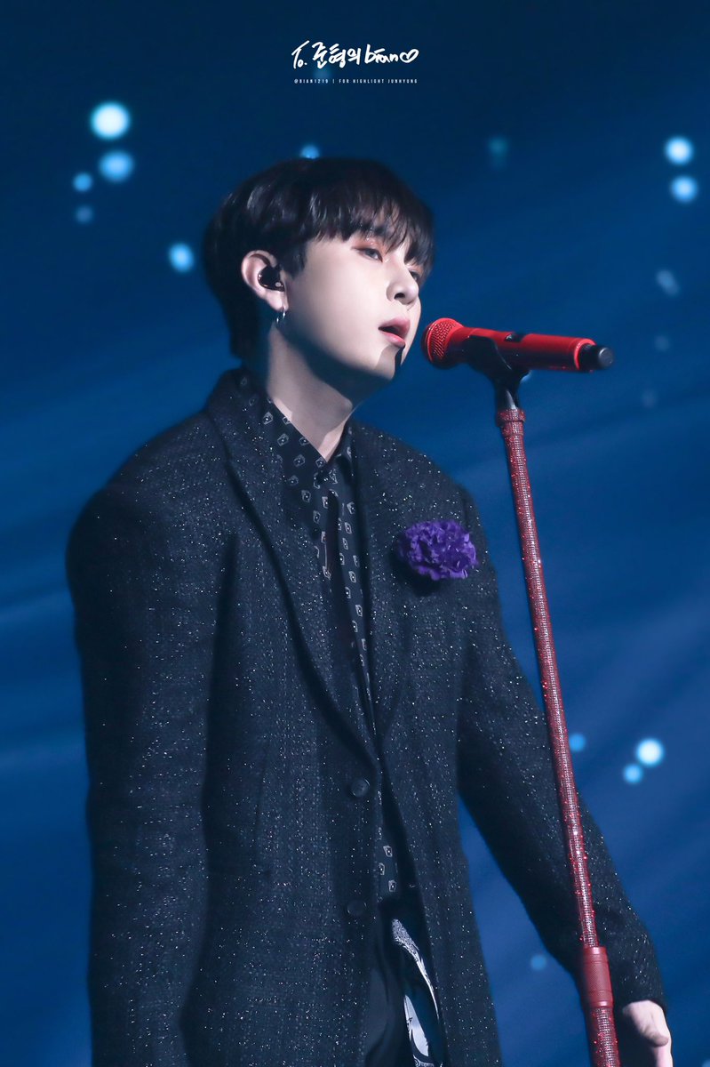 bian1219's tweet photo. #용준형 190202 'goodbye 20's'
‘I can't give you my soul 'cause we're never alone’
https://t.co/VfOY5T82q2 https://t.co/bWD4NtRmST