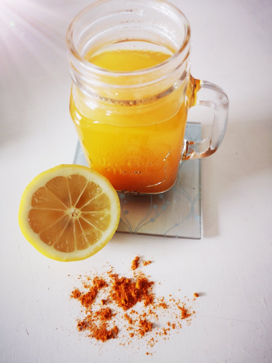 A single spice has secret health benefits for pregnant women, breastfeeding mothers and mothers #WellnessWednesday. Try my health drink; Turmeric, Ginger and Honey to help reduce the risk of mastitis, beat anxiety, ease joint pain and more. bit.ly/2t73wNV