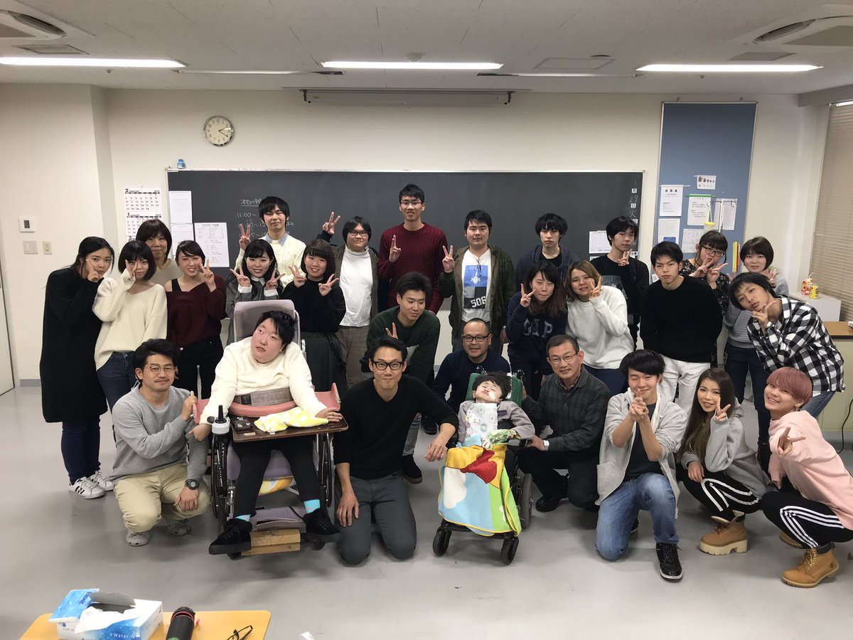 湘南医療福祉専門学校 介護福祉科 今回は経鼻経管栄養の実際も見せてもらいました シュミレーターの基本とはまた違う個別対応 現場ではコレを学ばないとね 最後は集合写真 利用者さん 佐藤先生ありがとうございました 湘南医療福祉専門学校 介護福祉科 今回は経鼻経管栄養の実際も見せてもらいました シュミレーターの基本とはまた違う個別対応 現場ではコレを学ばないとね 最後は集合写真 利用者さん 佐藤先生ありがとうございました