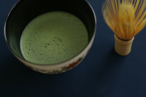 sankyou40's tweet photo. 今日2月6日(水)は抹茶の日！
ふ2 ろ6 茶道の湯を沸かす道具、風炉から来ているようですね。
私も高校と会社で茶道を習っていました。表千家を・・
何故習ったのか？・・・それはおいしい和菓子が食べられるから（笑）
#抹茶の日 
#茶道
#和菓子
#2月6日 https://t.co/pGJNEHiPSs