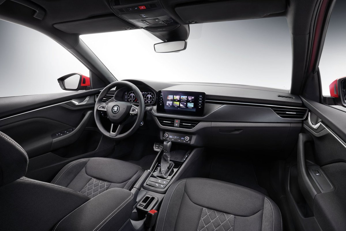 skodaautonews's tweet photo. Inside, the #SkodaKamiq is characterised by the new interior concept presented by the #VisionRS study, including a unique surface texture.
Like other #SKODA cars, the new vehicle offers plenty of space thanks to a long wheelbase.
https://t.co/G1YVh0jXw1 https://t.co/F2XGtlYCPV