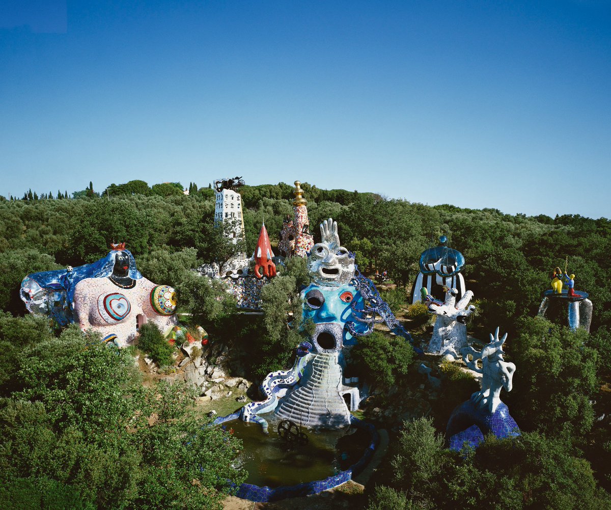WOMENSART on Twitter: "The Tarot Garden, sculpture garden based on the  esoteric tarot, created by the French artist Niki de Saint Phalle  (1930–2002) Tuscany, Italy #womensart… https://t.co/suEIvVsqRH"