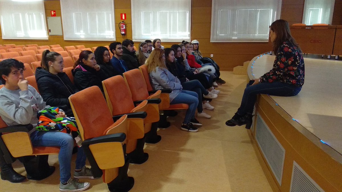 Hoy nos visitan los alumnos de Laboratorio de Campus Formación en Granada!!!