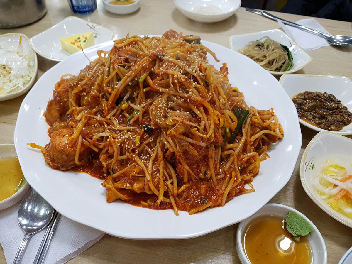 moonlight729's tweet image. 간만에 외식.

#허육도