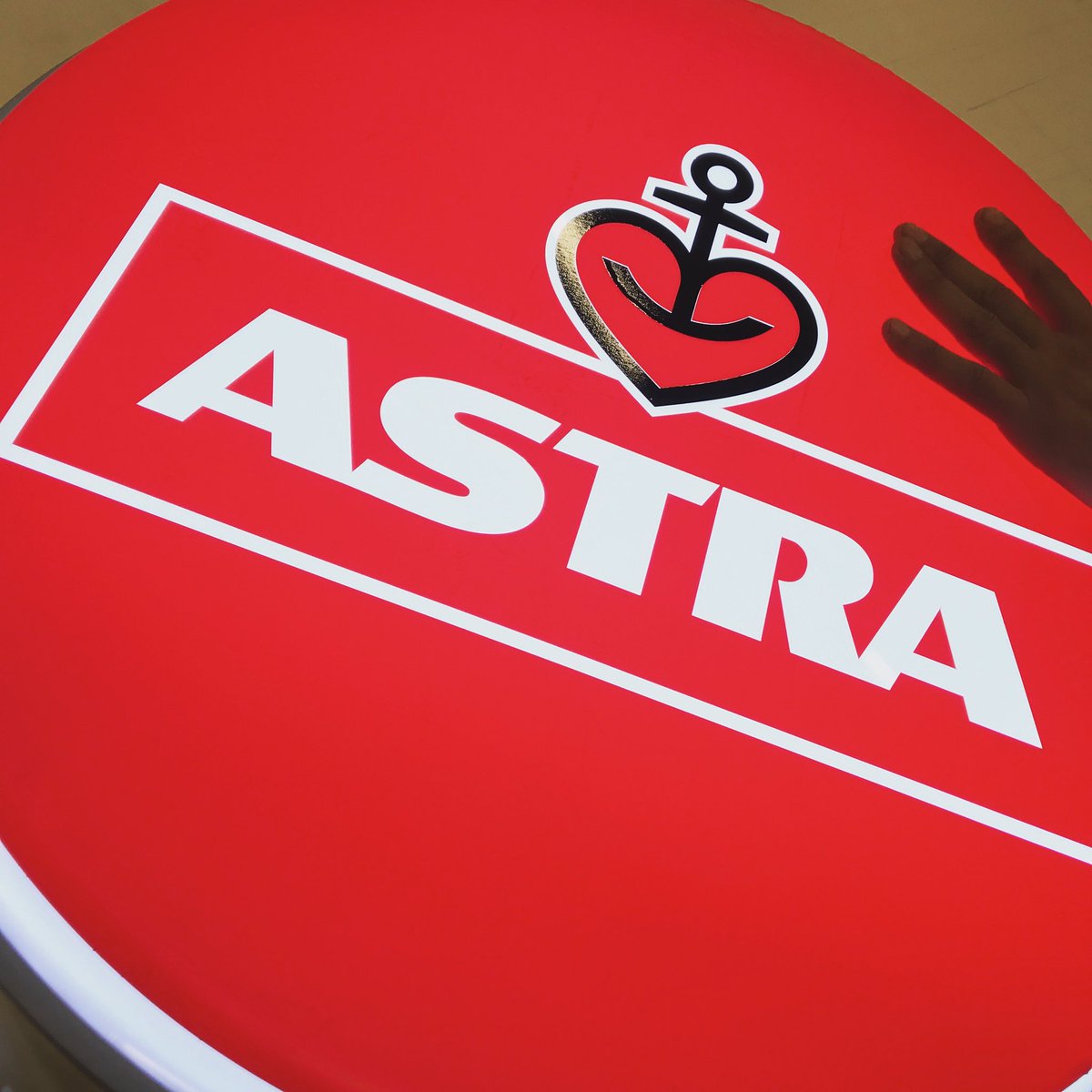 SignsStoke's tweet image. LED projection sign with translucent vinyl supplied by @Metamarkuk 👌🏻👌🏻👌🏻