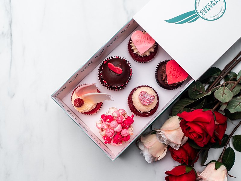 cupcake_central's tweet photo. Ooh la la, when love is a piece of cake ❤💕💌 - https://t.co/kVaNe6Rn04 https://t.co/YYGzmYS8cg