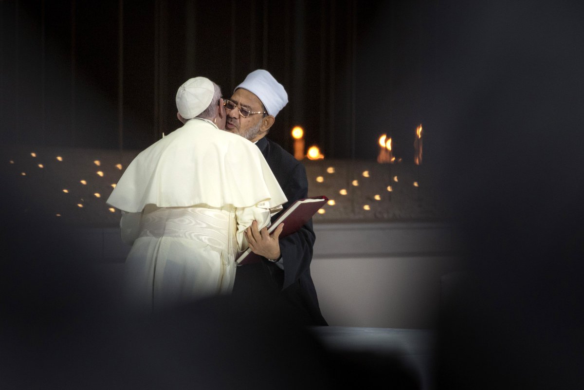 Pope Francis and the Grand Imam of Al Azhar signed a historical peace declaration on ‘Human Fraternity’ in Abu Dhabi / February 4, 2019. #Pope #PopeFrancis #popefrancisUAE