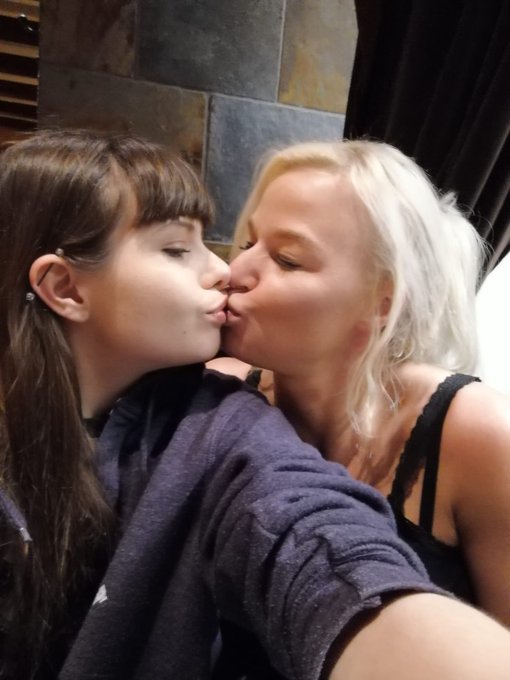 Finally back in #LA, awesome shooting day for @HardTied with the beautiful @LondonCRiver 🔥💦💦💦 #hotgirl<a href="/tag/la"class="tags">#LA</a><a href="/tag/hotgirl"class="tags"><span>#hotgirl</span></a>