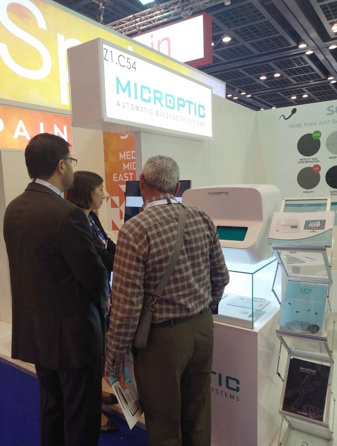 microptic's tweet photo. A lot of interest in the new SCA SCOPE at #MEDLABme ! Thank you for your visit!! #maleinfertility #scascope @MedlabSeries #MEDLABcongress #dubaiconference https://t.co/3Odu4H12RA