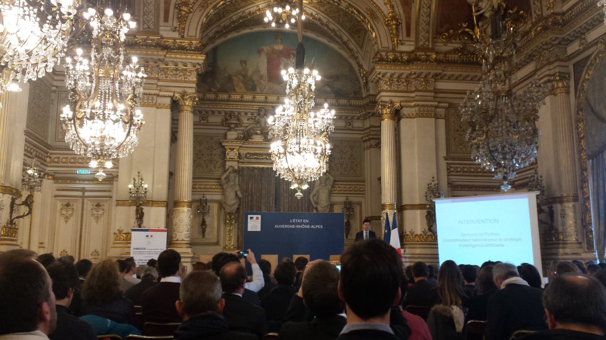 Présentation de la stratégie d'intelligence artificielle e région <a href="/auvergnerhalpes/">Auvergne-Rhône-Alpes</a> par la DIRECCTE.