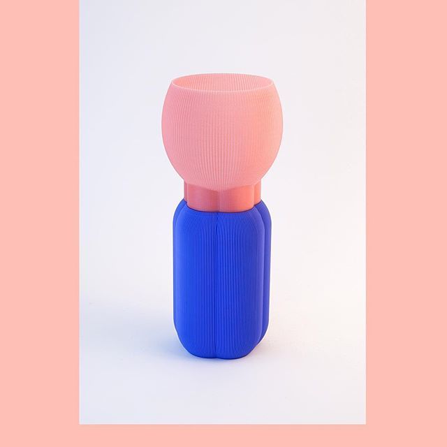 UAUproject's tweet photo. Bloom Lamp 🌸
.
.
.
.
.
.
.
#3dprinted #lamp #3dprint #3dprinting #light #lighting #fun #bloom #colors #form #flower #additivemanufacturing #bioplastic #pla made from #renawable #resources #design #objectdesign #productdesign #desiners #uauproject https://t.co/1n5vudM1IP