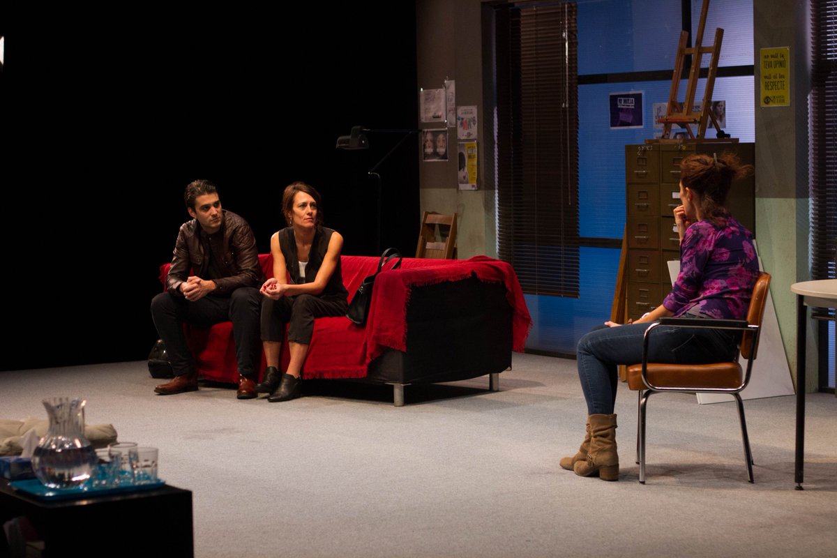 El pròxim 08/03/2019 (21h) <a href="/pigem18/">maria pau pigem</a>, <a href="/Bernatq/">Bernat Quintana</a> i Anna Alarcón protagonitzaran 'NOMÉS UNA VEGADA' de <a href="/martabuchaca/">marta buchaca</a> a #Guixols, dins del certamen de teatre Guíxols Escena.

Pots consultar més materials sobre la obra a guixols.cat/la-ciutat/not%… …

Entrades a entradas.codetickets.com/entradas/nomes… …