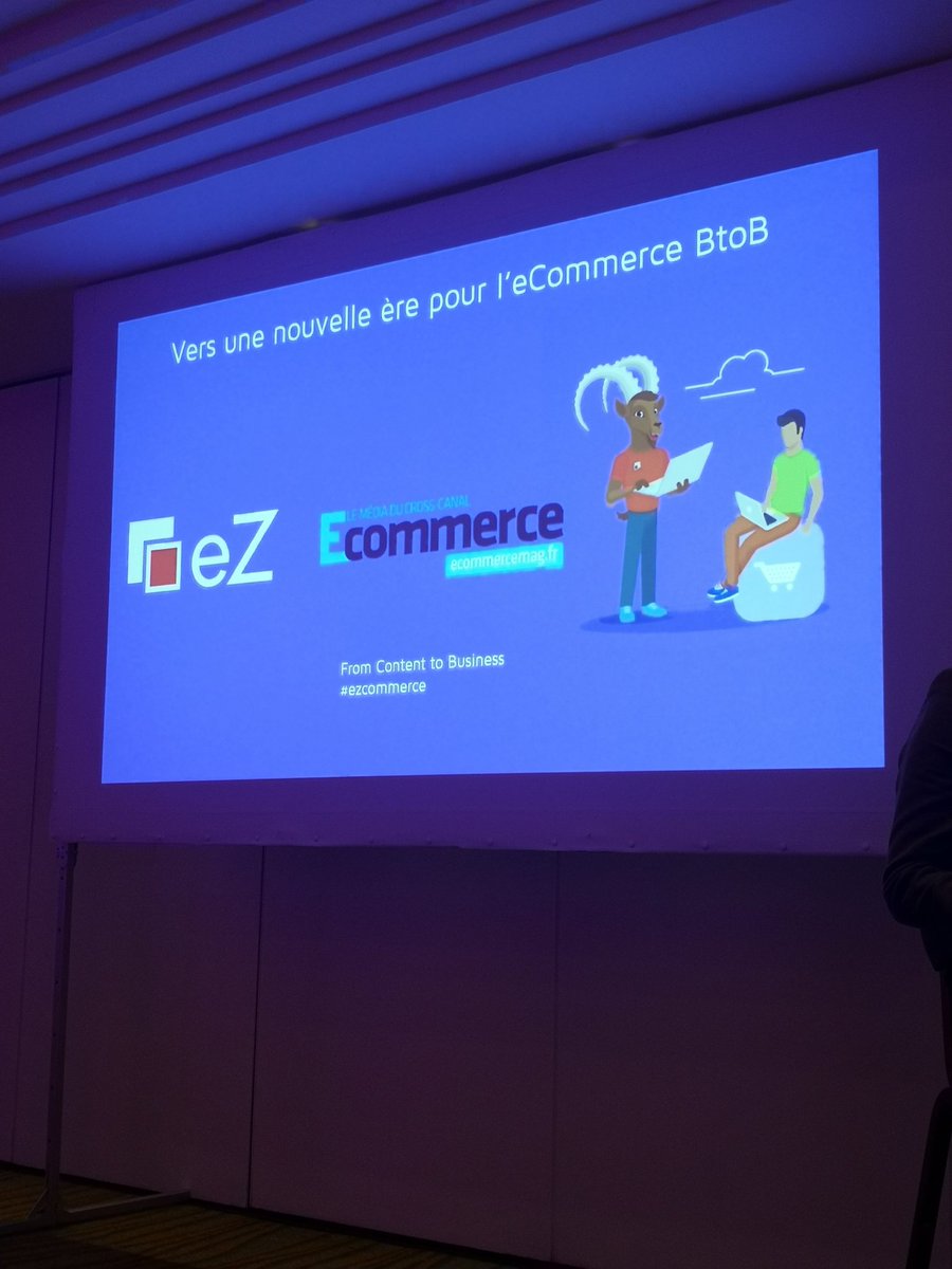 eZM0nika's tweet photo. Démarrage de la table ronde - du contenu au commerce #ezcommerce https://t.co/yEh07rTnyX