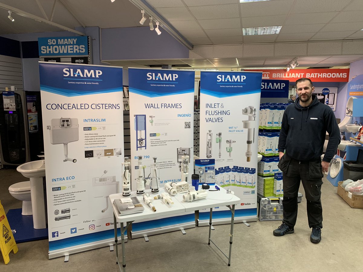 🍳Breakfast Morning underway <a href="/WillbondRPC/">Gavin Scothern</a> 
<a href="/Bob_SiampUK/">Bob Wainwright</a> 

Our newly installed display stand fully stocked ready to go!!