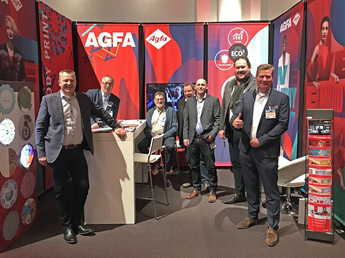Agfa_Inkjet's tweet photo. Ready to go at #vakdagprintsign booth E52 to talk #inkjet #largeformat #printing https://t.co/e1v4XKN6ny