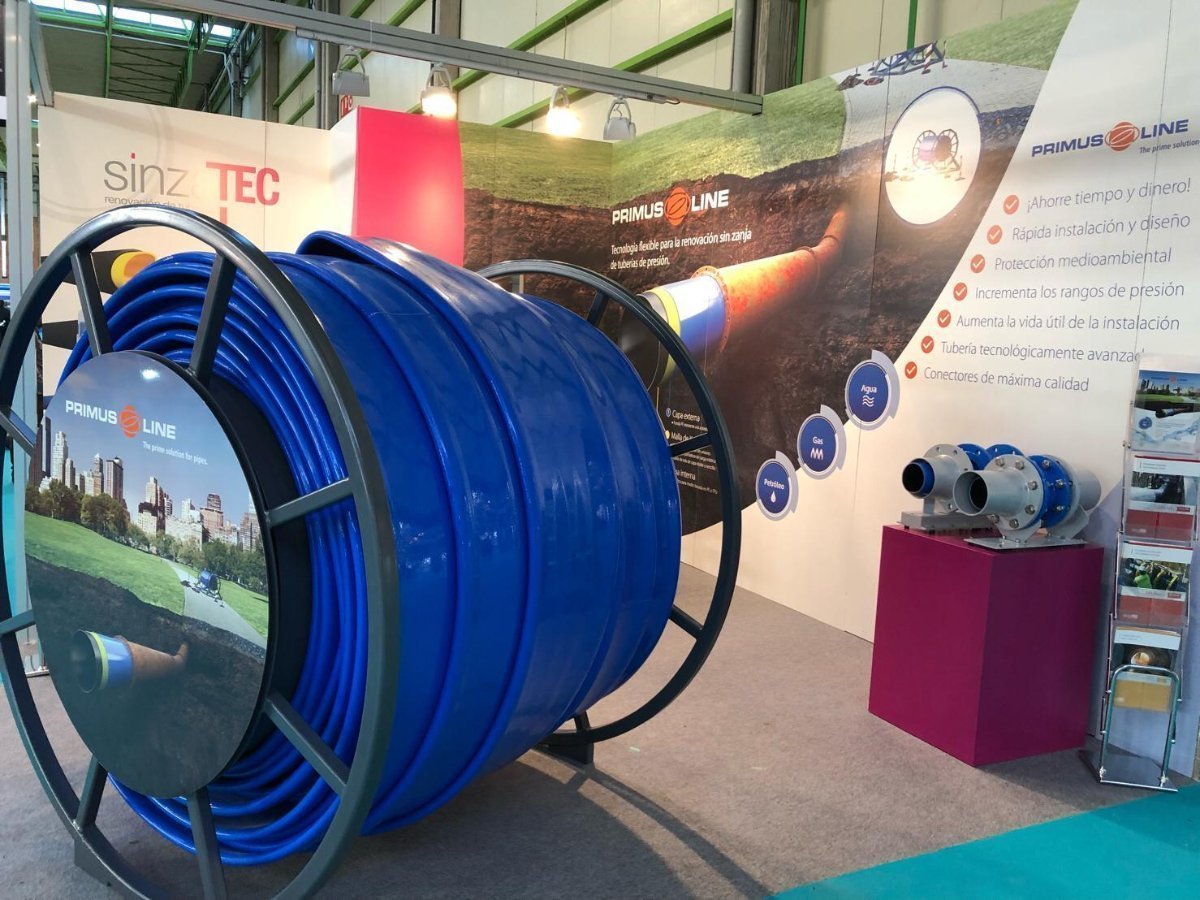 sinzatec's tweet image. Segundo día en @Smagua  con @sinzatec  y @primusline. Si estás por Zaragoza no olvides pasar a vernos.#agua #tecnologia #abastecimiento #tecnologiasinzanja