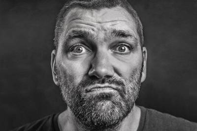 Theo Maassen, Johan Derksen en De Dijk in de Kersouwe dlvr.it/QyHnkY