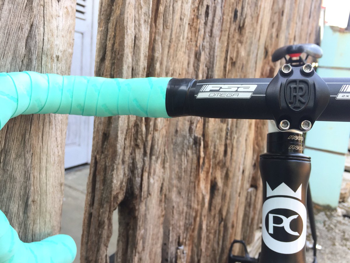 brianindratama's tweet photo. WTS Pco Lite Sz 53 - spec sesuai foto, Prefer full bike. harga 4jt  negoin aja klo minat #fnfjb #fpjb #agjb https://t.co/sZB7XCmY36