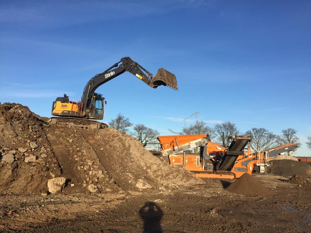 Screening of spoil material excavated from foundations <a href="/RiversideEPark/">By Stirlin</a>. Reducing the amount of material going to landfill and the recycled product, we reuse in the construction of new units. #Recycle #Commercial #Lincoln #Saxilby #Construction