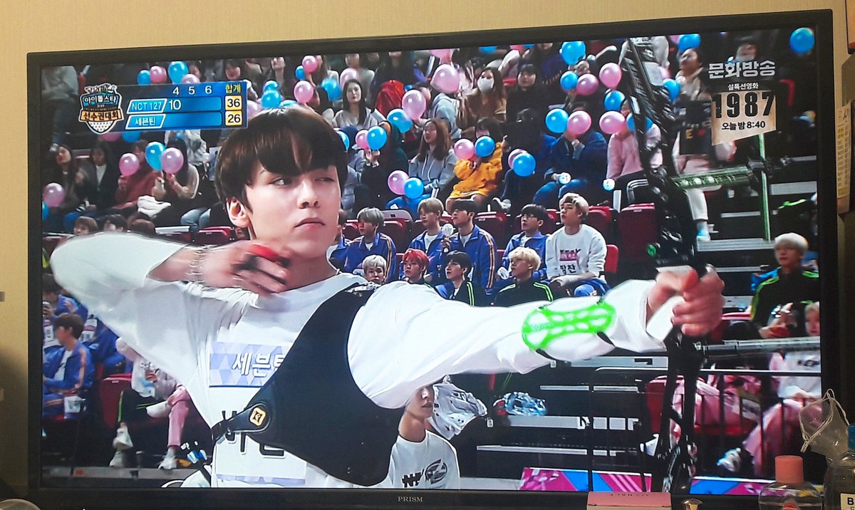 woWOOZIsus's tweet photo. #아육대본방사수 #MBC예능연구소 #세븐틴 #Seventeen  우리셉 수고했어 금메달 축하해 너무 멋있다 ㅠㅠㅠㅜㅠㅠ https://t.co/1sTXEfzCoN