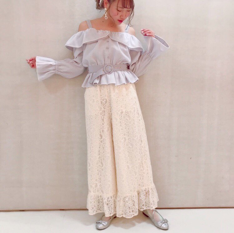 LIZ デリケート LISA レア オフショルデニムトップス 肩出し