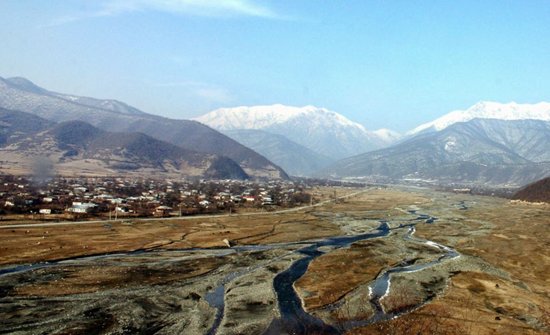 LChernovetskyi's tweet image. #News: People in Pankisi Gorge holding action against hydroelectric power plant construction

#Georgia may enrich in two conditions:
1. The government will stop screwing country's nature, it increases the income from tourism!
2. Officials will stop stealing money from the budget!