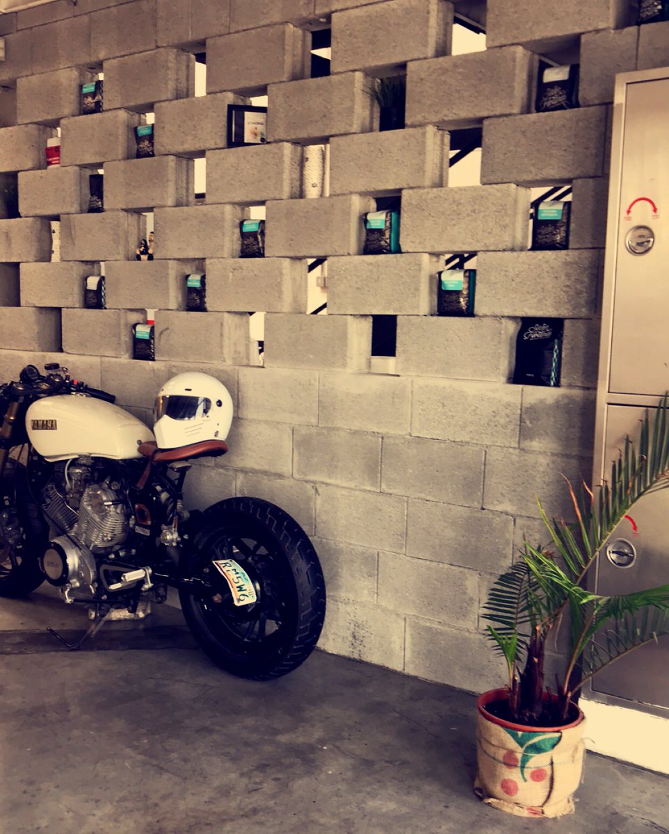iAhmd35's tweet photo. #sevenfortunes coffee roasters
#Dubai ✨ https://t.co/Xtw5BaOLZV