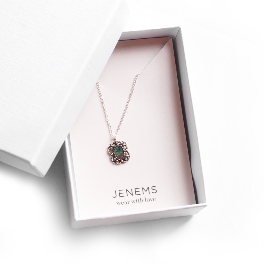 Jenems_'s tweet photo. ππ»π₯Weβre looking for influencers, if you or someone you know want to work in our jewellery brand, message us ππ»π₯ https://t.co/GFOfpZPJRc #fbloggerswanted #bloggerswanted #fbloggers https://t.co/HdH9Vj5sHt