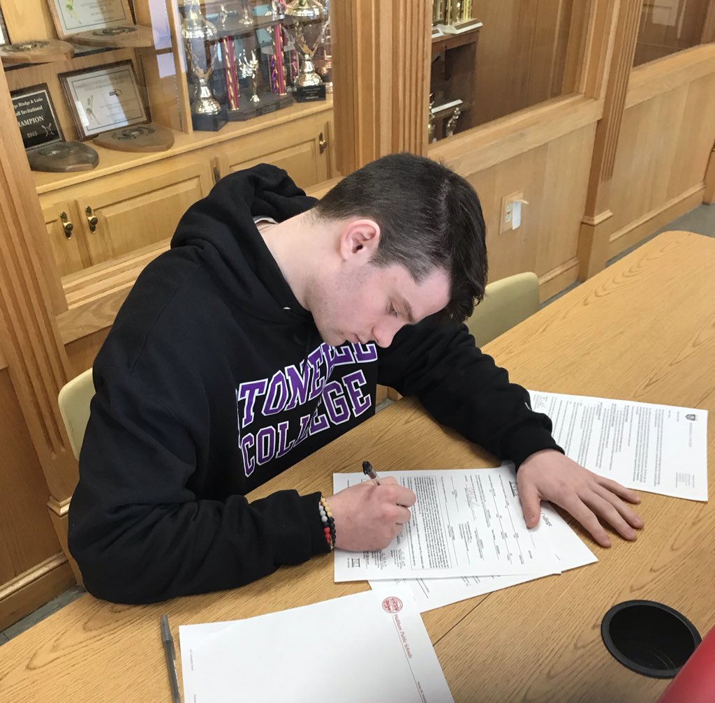Great day for #27 Evan Clark who signed his NLI to Stonehill College where he will continue his football career. Thx kid for your commitment and dedication to WHS Football. Stonehill got a good one!!!