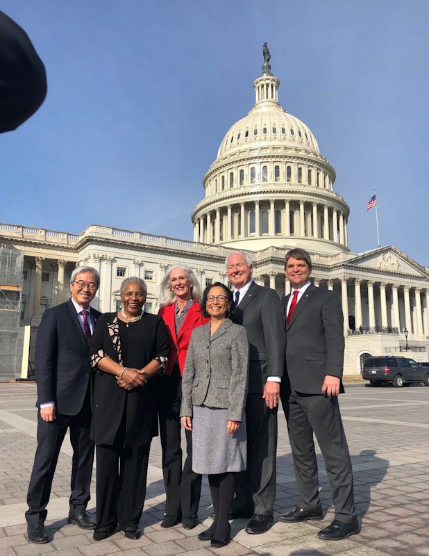 APApsychiatric's tweet image. Physician leaders from ⁦@AAFP⁩ ⁦@ACOGAction⁩ @ACPinternists @AmerAcadPeds @AOAforDOs @APAPsychiatric⁩ ⁦gathered on Capitol Hill today in Washington, DC to advocate on behalf of patients and their physicians. #docs4coverage Find out more: groupof6.org