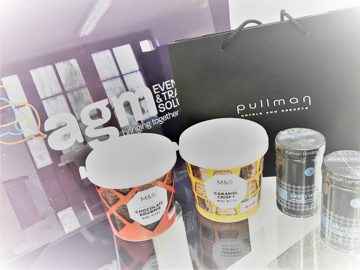 And last but by no means least, great to see Sylwia from <a href="/pullmanlondon/">PullmanLondon</a> - love the sleepworks kits! 😴