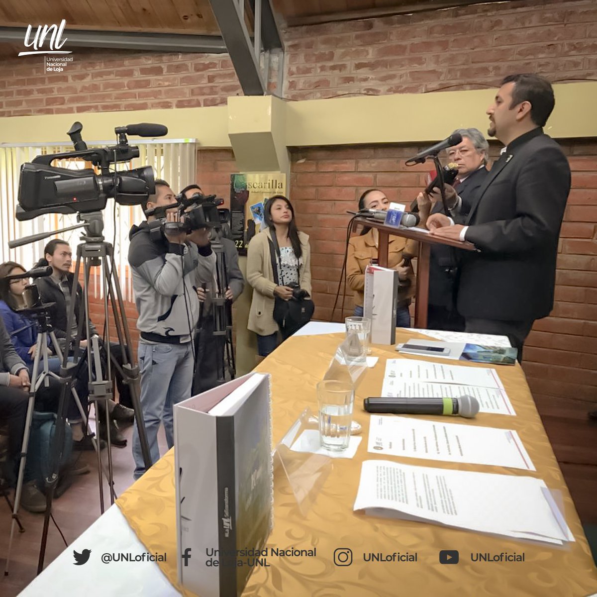 .<a href="/NikolayAguirre/">Nikolay Aguirre</a>, rector, mencionó a los medios de comunicación que la Semana del Estudiante es parte del legado de la transformación institucional.

"Recibimos una universidad en ruinas. Por primera vez nuestros estudiantes son los protagonistas de la excelencia" #MiSemanaUNL 🙋‍♀️
