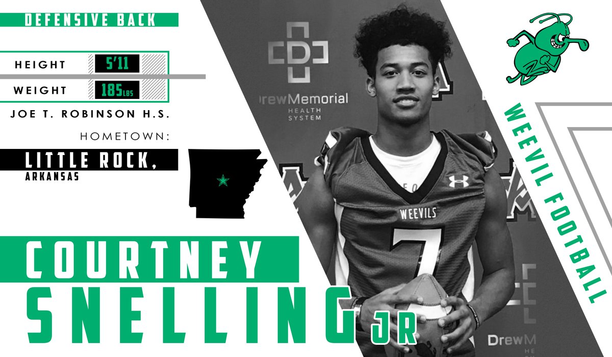 UAMsports's tweet photo. Courtney Snelling Jr signs his Letter of Intent to UAM! Snelling comes to Monticello from The Rock. #WeevilNation welcome Courtney to the fam!

#EatEmUp #attitude&amp;effort https://t.co/eW6JPo9fra