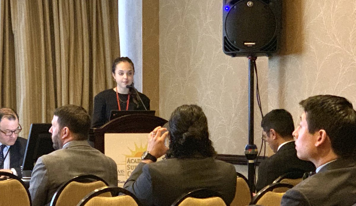 StanfordSurgery's tweet photo. "Science is still alive in #PediatricSurgery!" says @kasperwang as@StanfordPlastic's @mimiborrelli closes out this morning's Integrated Oral Session with an amazing presentation. Great work! #HageyLab #stemcells #fatGrafting #ASC2019 https://t.co/jFFBCi0T8j