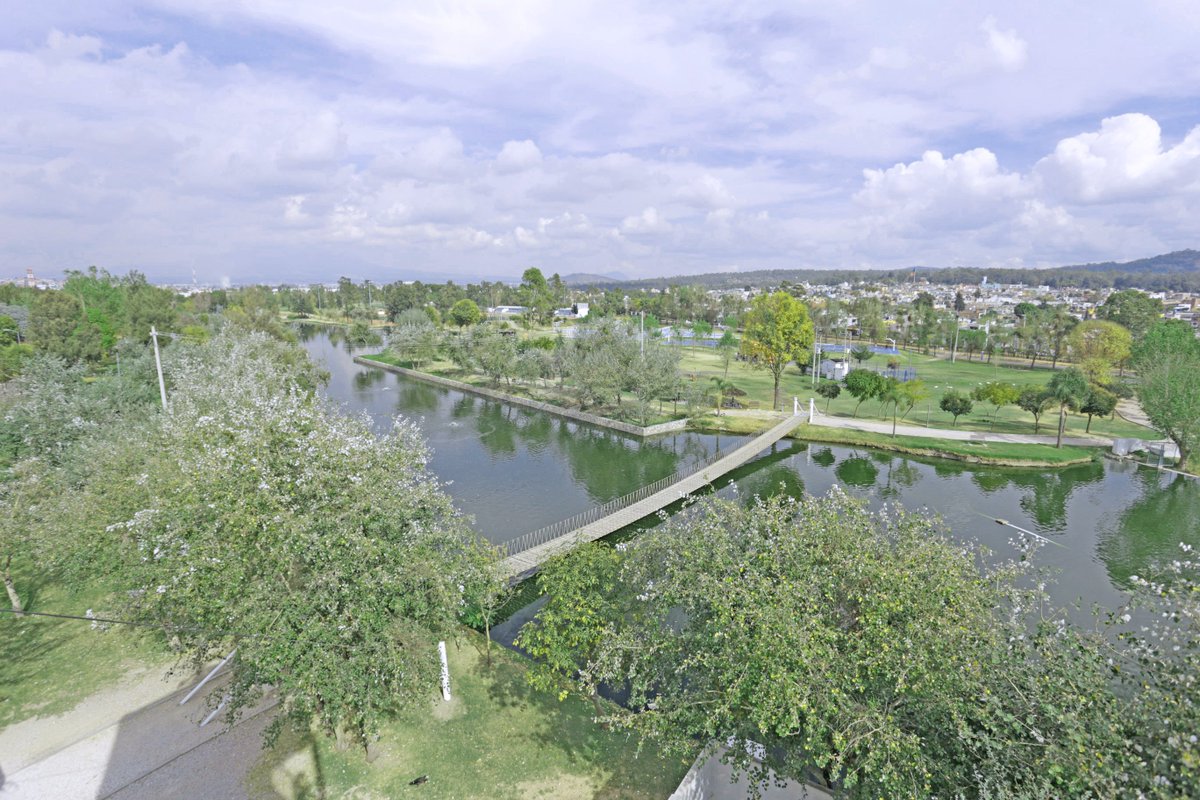 El Parque Ecológico es un lugar deportivo y de esparcimiento, cuenta con mini golf, zona skate, juegos infantiles y zona de pic nic.

#ParquesPuebla