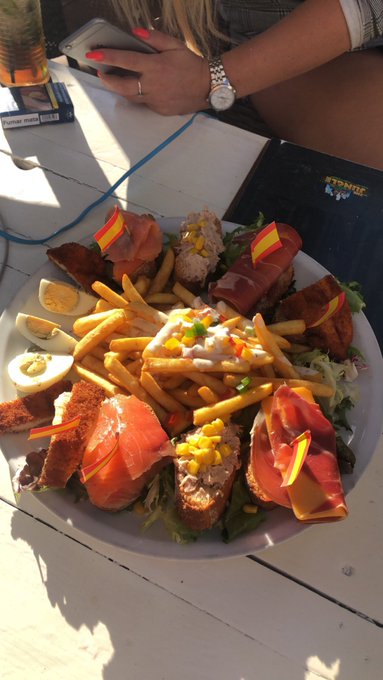 Journ&eacute;e d&eacute;tente avec ma ch&eacute;rie @AndreaDjoly , on vous embrasse fort 😘👌🏼❤️ https://t.co/ABMA86bizf<a class="tags" target="_blank" title="On Twitter" href="/?out=eyJ0eXAiOiJKV1QiLCJhbGciOiJIUzUxMiJ9.eyJpYXQiOjE3MjIwNDE4MDMsImlzcyI6InR3cG9ybnN0YXJzLmNvbSIsIm5iZiI6MTcyMjA0MTgwMywiZXhwIjoxNzUzNTc3ODAzLCJyZWRpcmVjdF91cmwiOiJodHRwczovL3R3aXR0ZXIuY29tL0FuZHJlYURqb2x5In0.eyHDy3x6nlElc41Mp9olm_KRZ26ihCjSpcHeA-STH2R6Qn0I0N1Y3YxjcW_6S7wlzXOCkLLBpaQofdBF9Kowow">@AndreaDjoly</a><a href="/tag/tournage"class="tags"><span>#tournage</span></a>