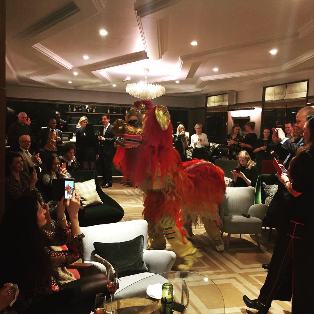 ShenLondon's tweet photo. We were proud to partner with @BarclaysUK Little Book of Wonders and the @Devonshire_Club last night to deliver a spectacular diamond masterclass and private showcase in celebration of Chinese New Year 💎 Exclusivity and hands-on fun at its finest #BarclaysPrivateBank #LBoW https://t.co/0Yvj0xgaQT