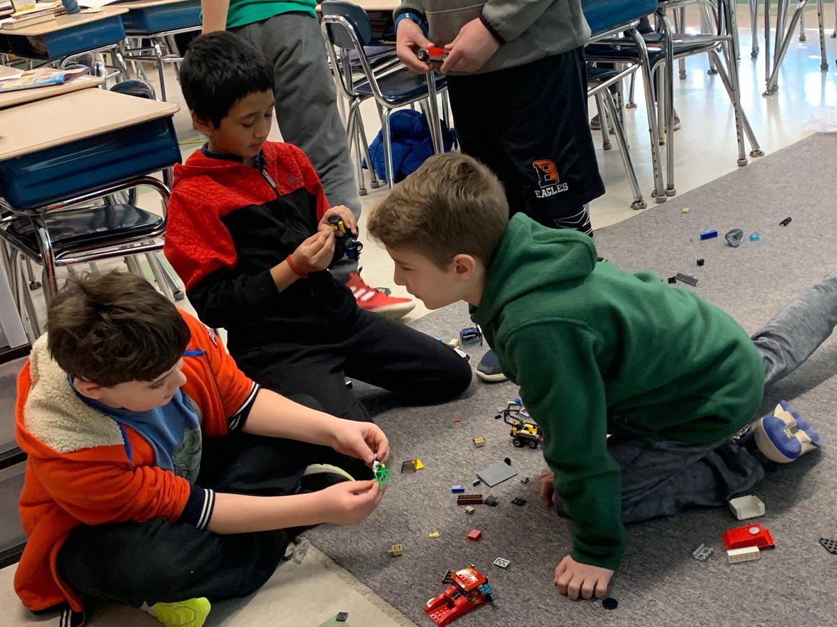 Winning4th's tweet image. This what play looks like in 4th grade! @GSPlayDay