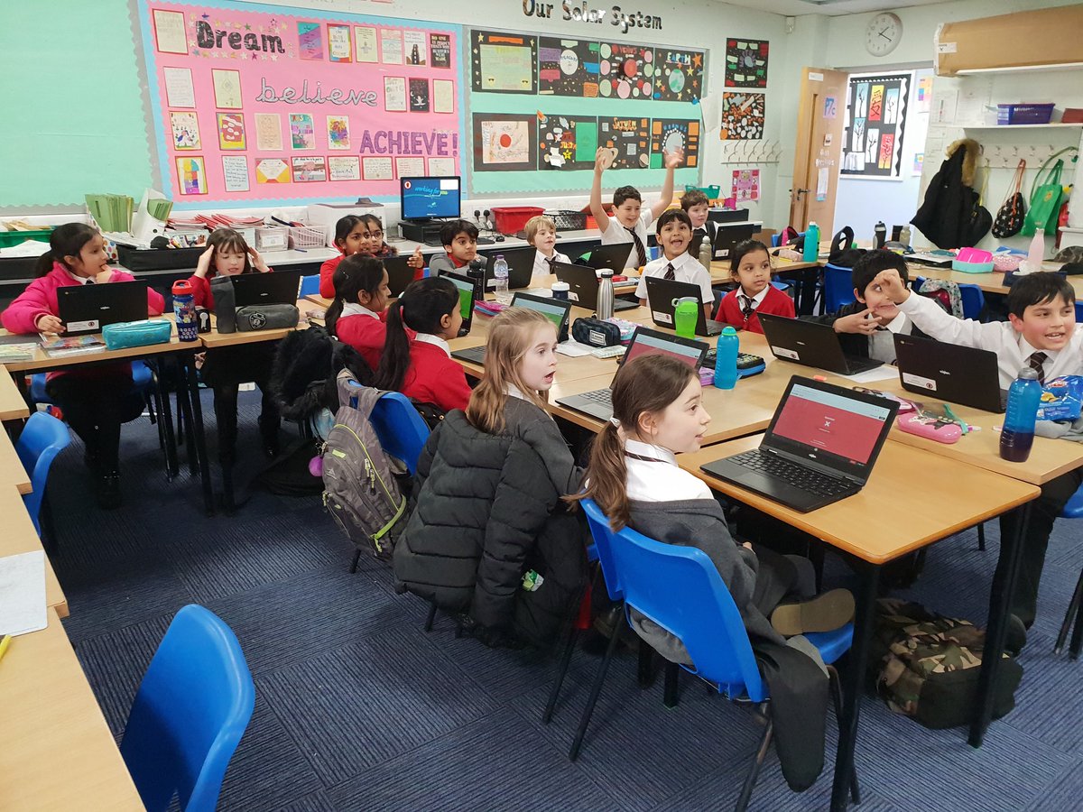 stcadocsprimary's tweet photo. Another fantastic lunchtime workshop led by our Digital Leaders! Today some of our P4 children learned about The Egyptians through @GetKahoot 👩💻 #digitalweek2019 #digitalschools https://t.co/VZkSl6HH6B
